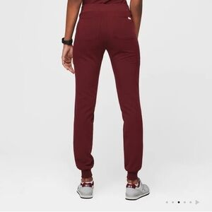 Zamora Jogger Scrub Pant- Petite Length